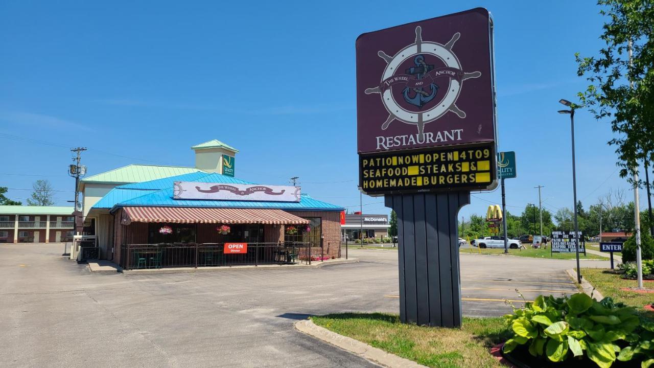Quality Inn & Suites 1000 Islands Gananoque Kültér fotó