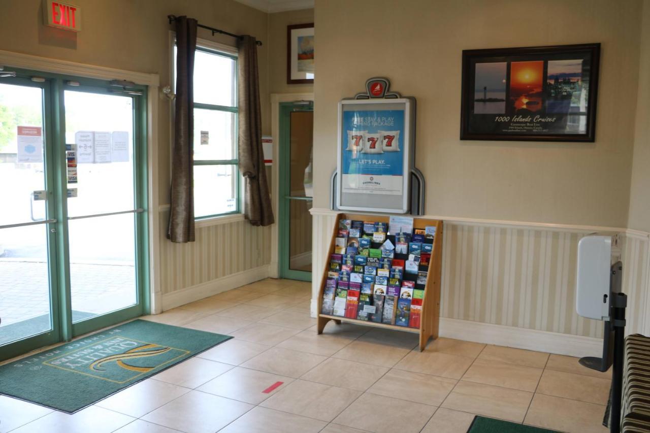 Quality Inn & Suites 1000 Islands Gananoque Kültér fotó