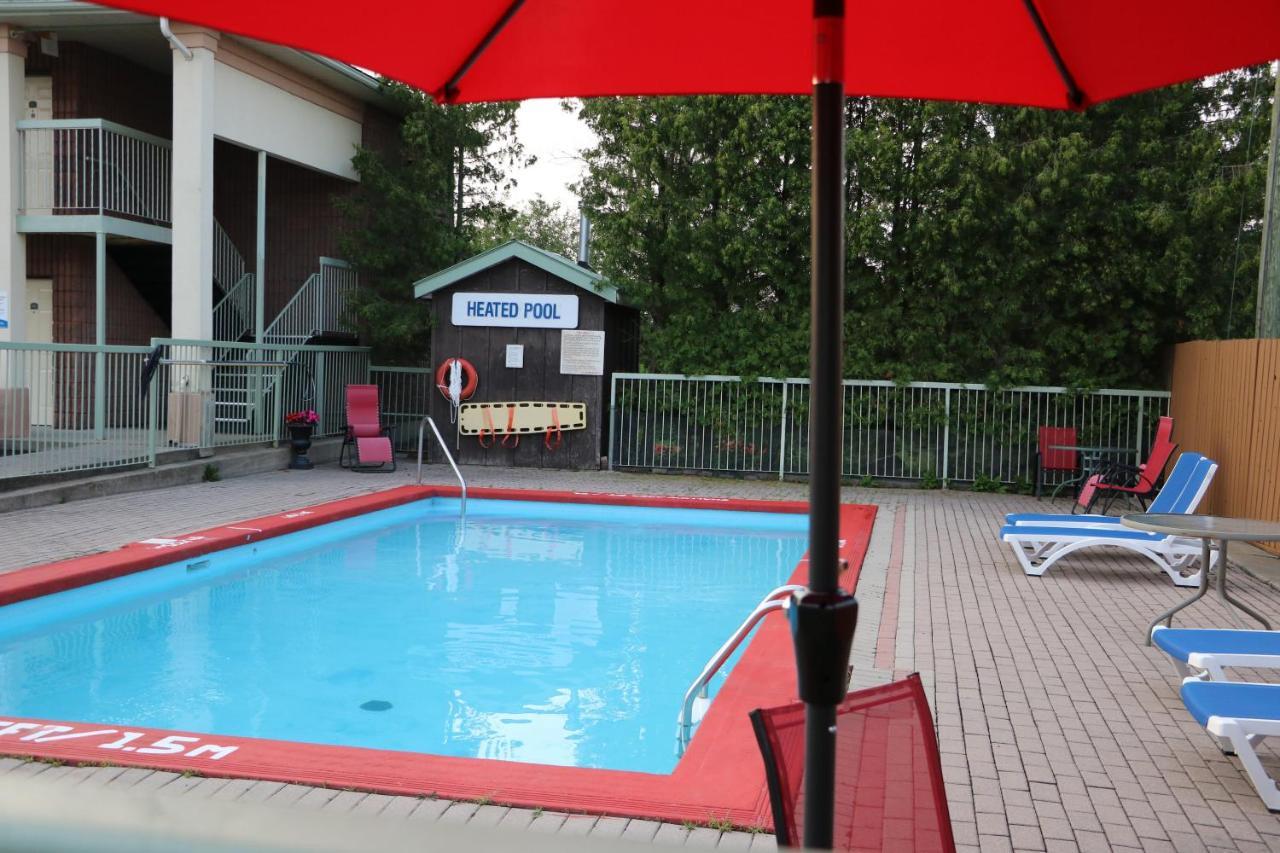 Quality Inn & Suites 1000 Islands Gananoque Kültér fotó