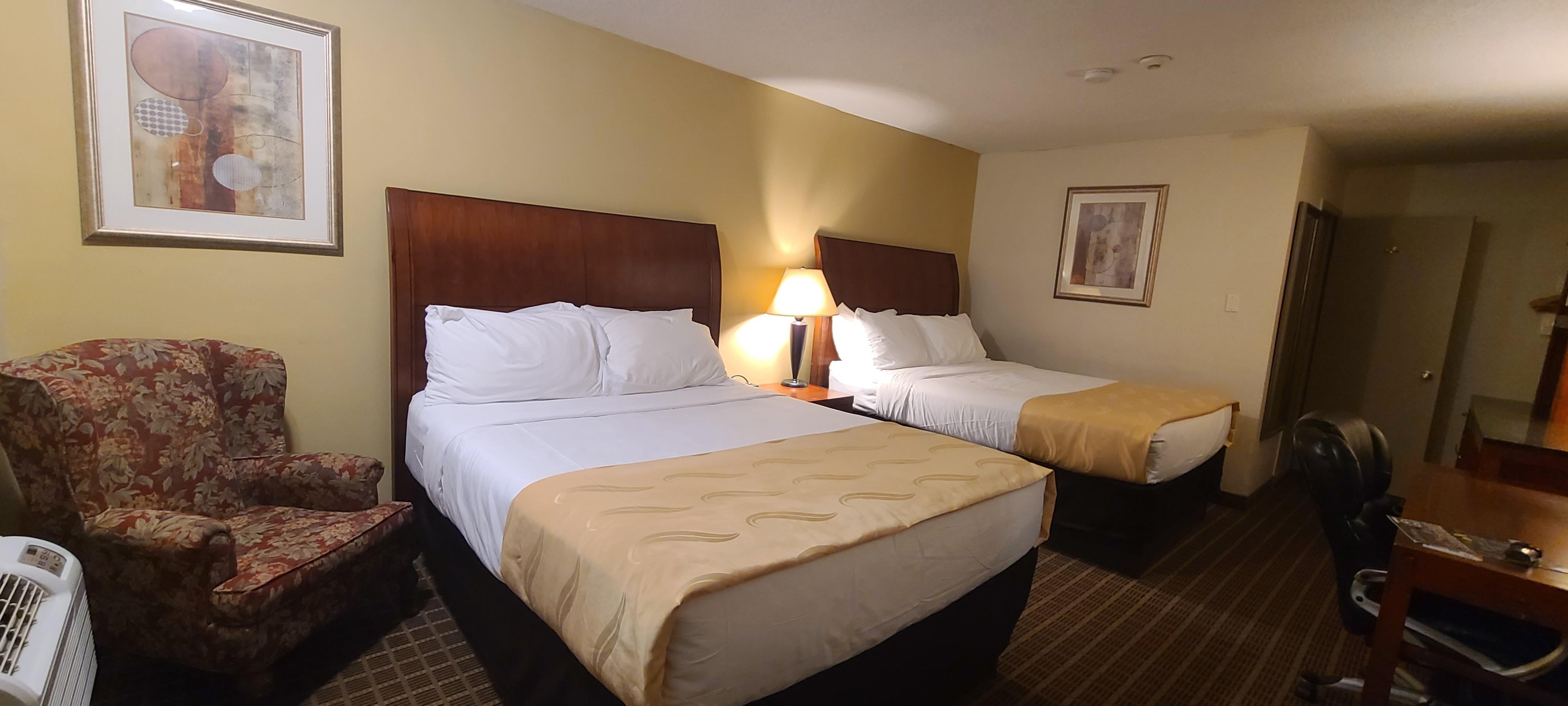 Quality Inn & Suites 1000 Islands Gananoque Kültér fotó