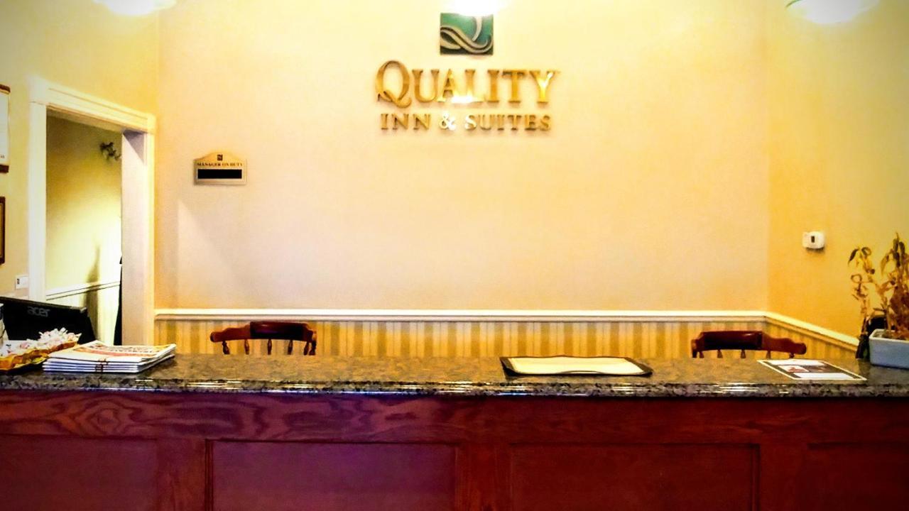 Quality Inn & Suites 1000 Islands Gananoque Kültér fotó
